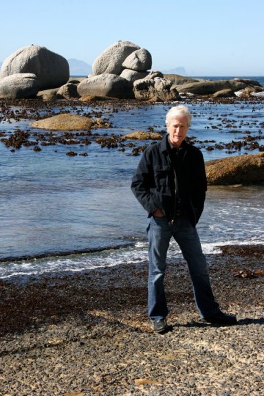 This would be a great Match.com profile pic, but Keith is happily married to Matthew Perry's mom.